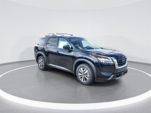 2025 Nissan Pathfinder SL 4WD