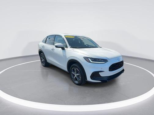 Platinum White Pearl 2023 Honda HR-V EX-L