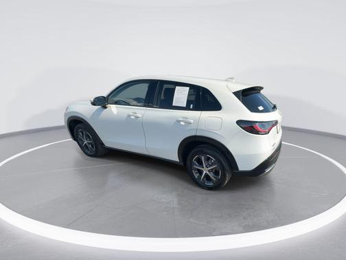 Platinum White Pearl 2023 Honda HR-V EX-L