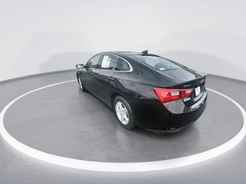 Mosaic Black Metallic 2024 Chevrolet Malibu 1LS