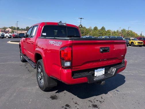 Barcelona Red Metallic 2019 Toyota Tacoma TRD Sport