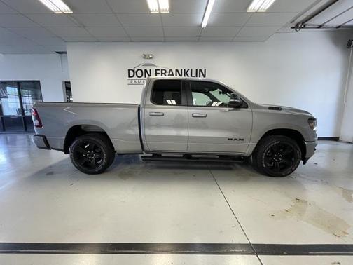 Billet Silver Metallic Clearcoat 2022 RAM 1500 Big Horn/Lone Star