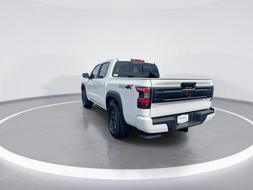 Glacier White 2026 Nissan Frontier PRO-4X