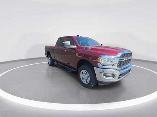 2023 RAM 2500 Tradesman Crew Cab 4x4 6'4' Box