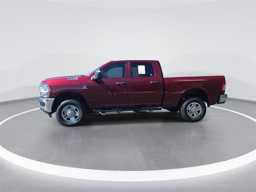 2023 RAM 2500 Tradesman Crew Cab 4x4 6'4' Box
