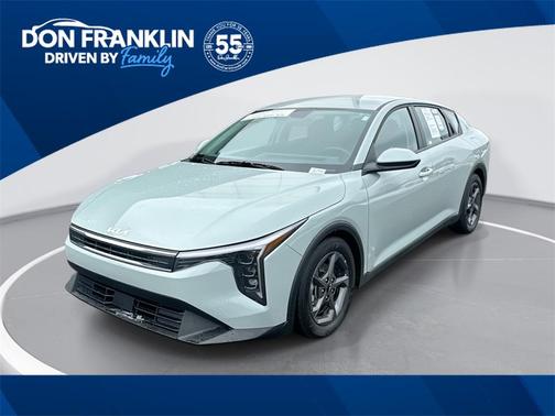 2025 Kia K4 LXS