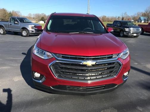 Photo 2 of 24 of 2020 Chevrolet Traverse LT Cloth