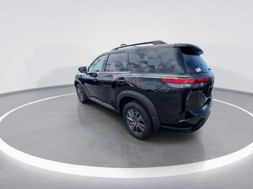 Super Black 2026 Nissan Pathfinder SV