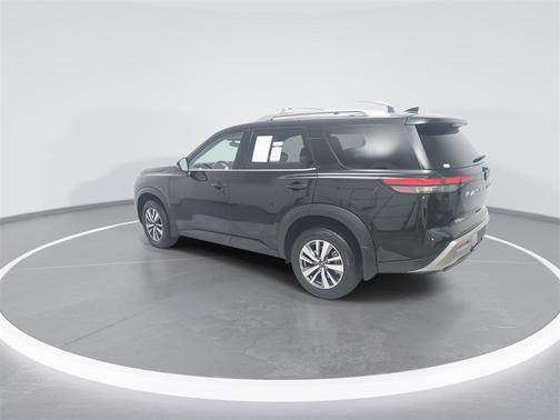 2024 Nissan Pathfinder SL 4WD