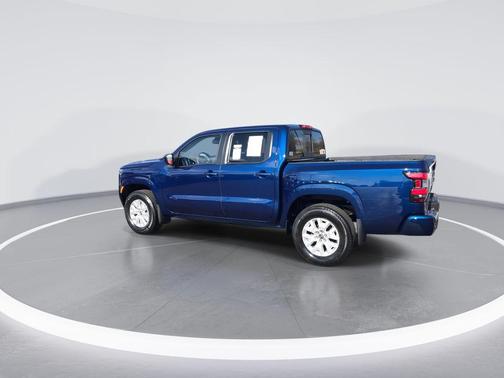 Deep Blue Pearl 2022 Nissan Frontier SV