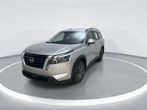 Brilliant Silver Metallic 2023 Nissan Pathfinder SV 4WD