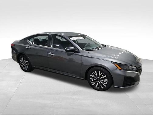 Gun Metallic 2024 Nissan Altima 2.5 SV
