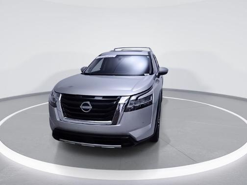 Brilliant Silver Metallic 2024 Nissan Pathfinder Platinum 4WD
