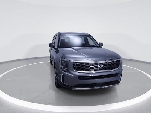 Everlasting Silver 2020 Kia Telluride S