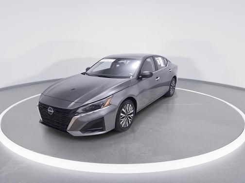 Gun Metallic 2024 Nissan Altima 2.5 SV