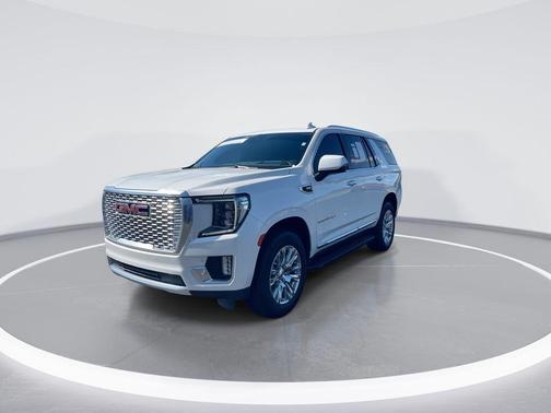White Frost Tricoat 2024 GMC Yukon Denali