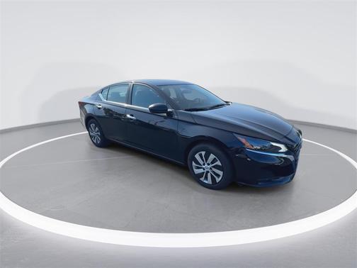 2025 Nissan Altima S FWD