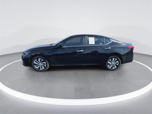 2025 Nissan Altima S FWD