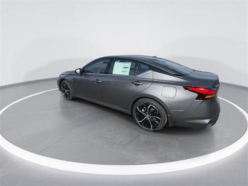 2025 Nissan Altima SR FWD