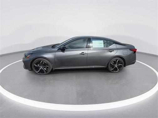 2025 Nissan Altima SR FWD