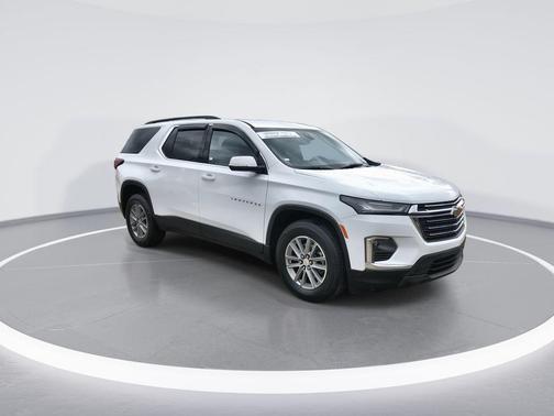 Summit White 2023 Chevrolet Traverse LT Cloth