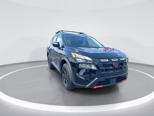 Super Black 2026 Nissan Rogue Rock Creek