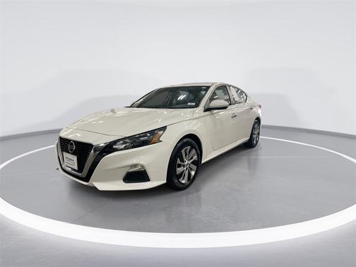 2022 Nissan Altima S FWD