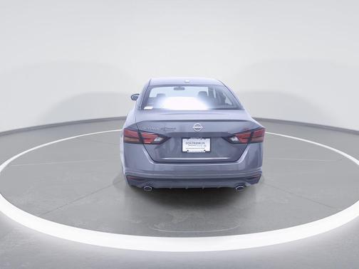 2025 Nissan Altima SR FWD