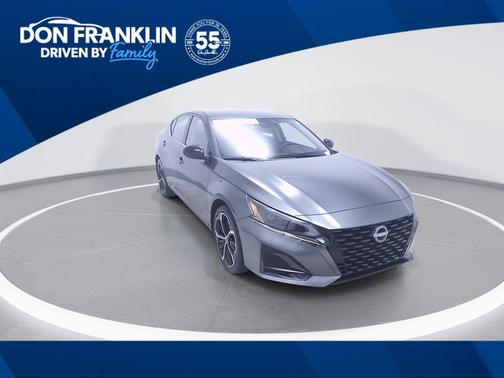 2025 Nissan Altima SR FWD