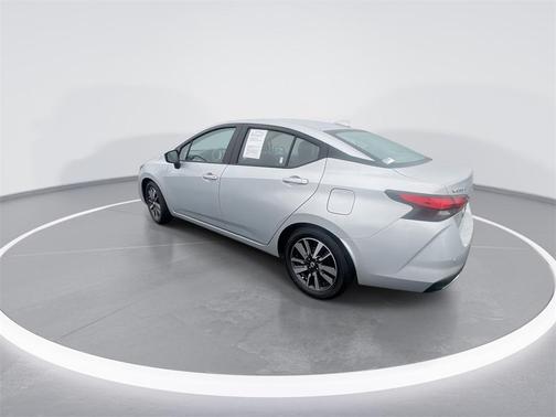 2022 Nissan Versa 1.6 SV