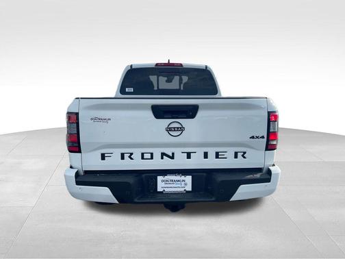 Glacier White 2026 Nissan Frontier SV