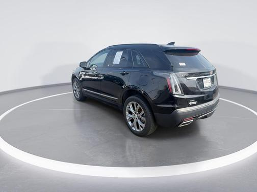 Stellar Black Metallic 2021 Cadillac XT5 Sport