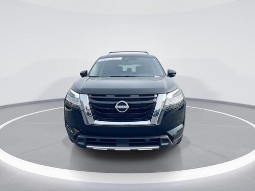Super Black 2023 Nissan Pathfinder SL 4WD