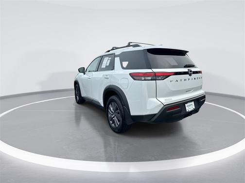 2025 Nissan Pathfinder SV 4WD