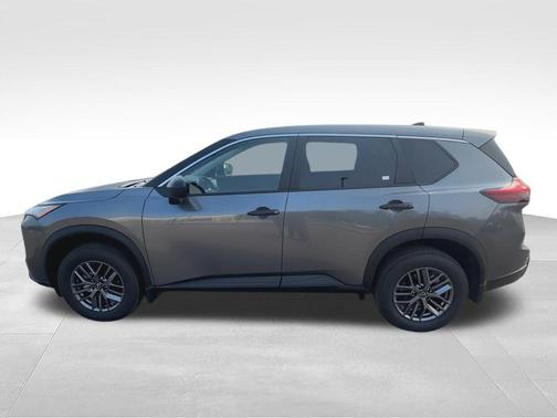 Gun Metallic 2026 Nissan Rogue S