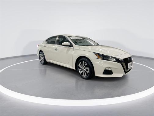 2022 Nissan Altima S FWD