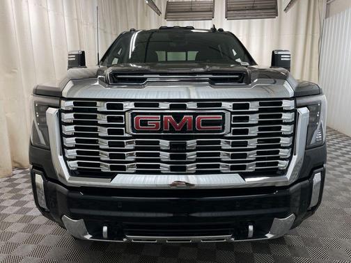 Onyx Black 2025 GMC Sierra 3500 Denali