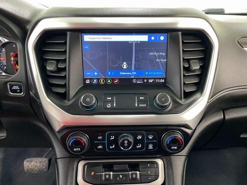 2023 GMC Acadia AWD SLT