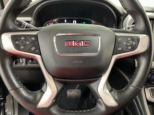 2023 GMC Acadia AWD SLT