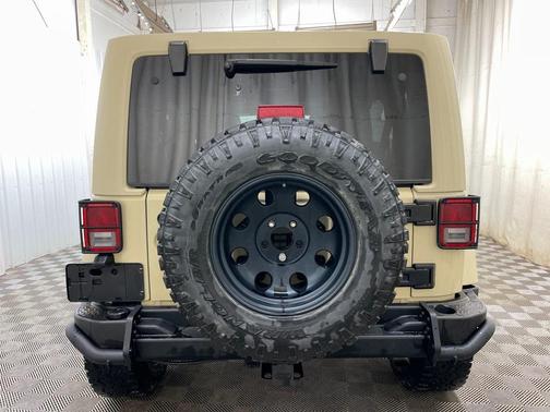 2011 Jeep Wrangler Unlimited Sahara