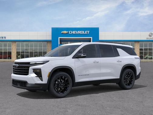 Summit White 2026 Chevrolet Traverse LT