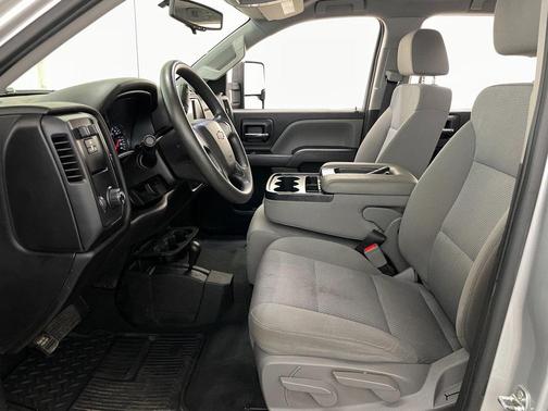 2018 Chevrolet Silverado 1500 Custom