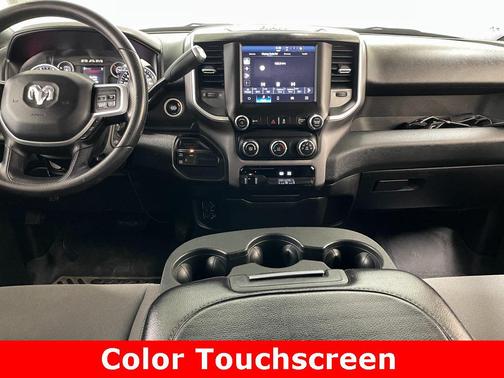 2022 RAM 3500 Big Horn Crew Cab 4x4 8' Box