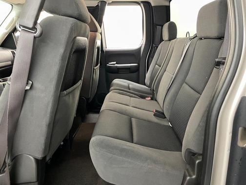 2009 Chevrolet Silverado 2500 LT Extended Cab