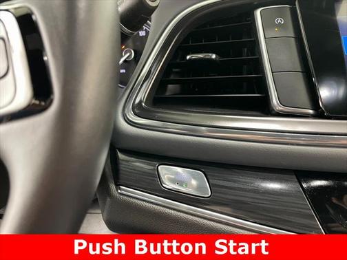 2022 Buick Enclave FWD Essence