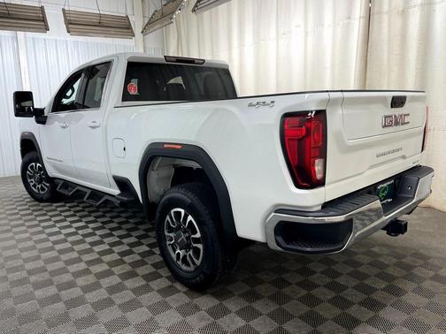 2024 GMC Sierra 2500 SLE