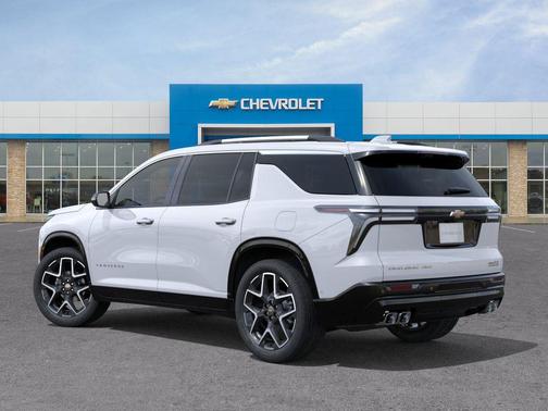 Polar White Tricoat 2026 Chevrolet Traverse High Country