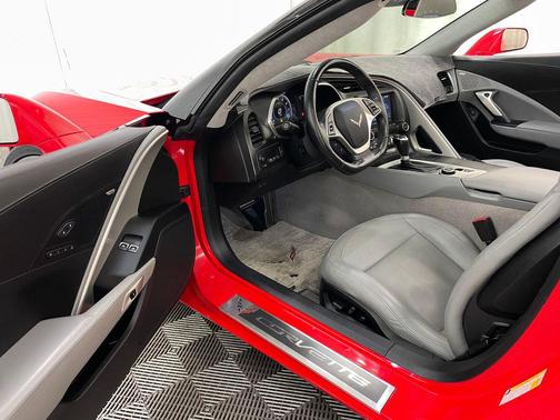 Long Beach Red Metallic Tintcoat 2019 Chevrolet Corvette Stingray