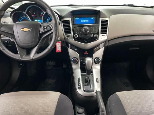 Blue Ray Metallic 2015 Chevrolet Cruze LS