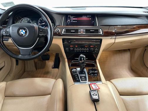 2015 BMW 750 Li xDrive